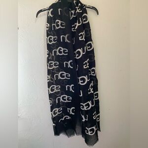 UGG Woven Logo Scarf Black White New OS